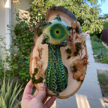 Load image into Gallery viewer, Marsh Cyclops Wall Hanging Sculpture