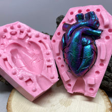 Load image into Gallery viewer, Silicone Anatomical Heart Mold- Two Part