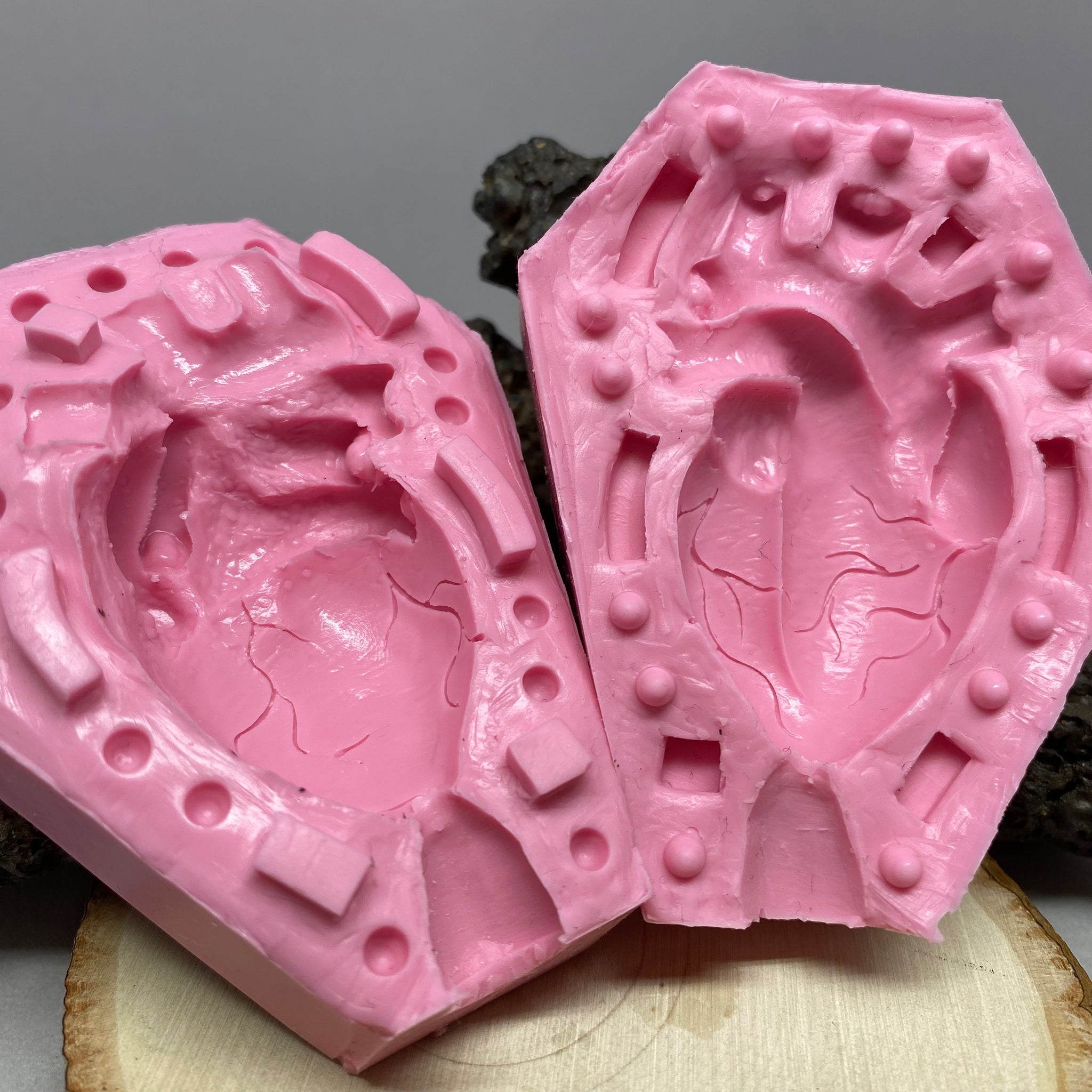 2 Broken Heart Silicone Mold – The Crafts and Glitter Shop